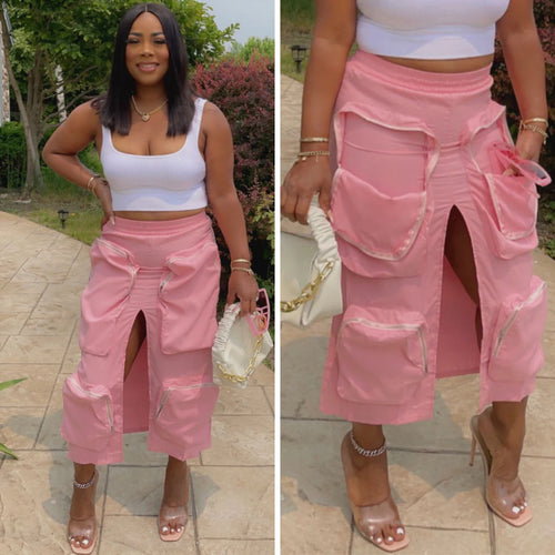 TOO PRETTY CARGO SKIRT (Pink)